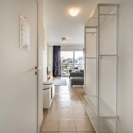Apartment In St Idesbald Near The Sea, Cleaning Included Saint-Idesbald